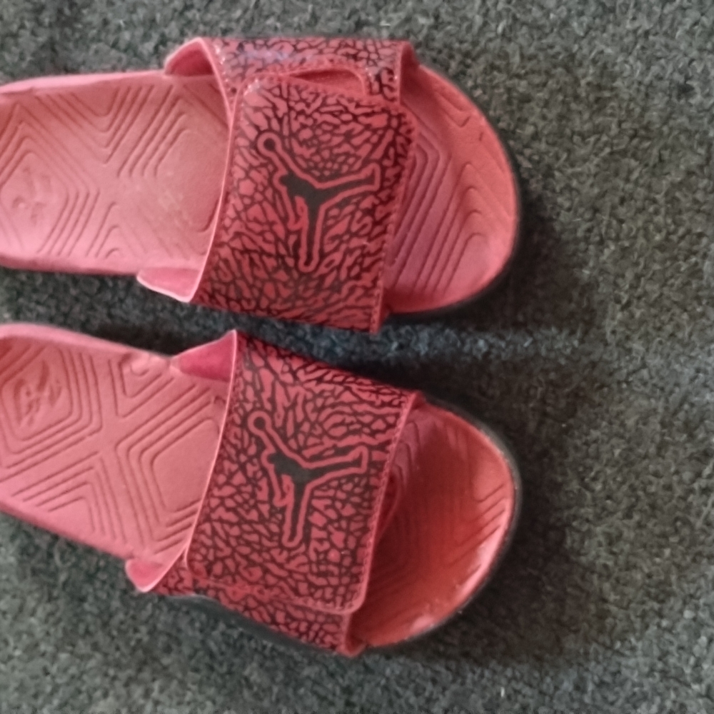 Boy Jordan slides